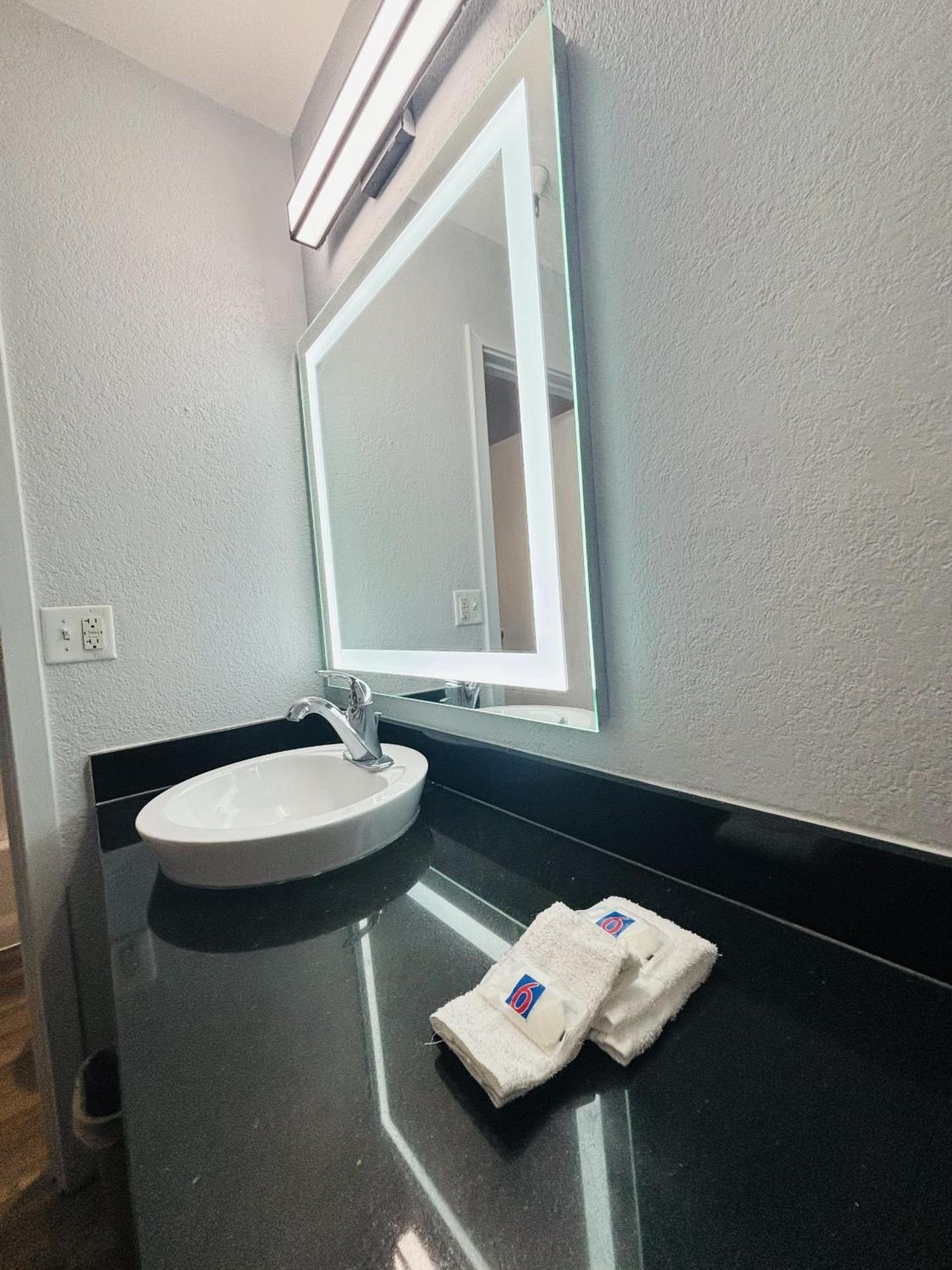 Motel 6-Santa Ana, Ca מראה חיצוני תמונה