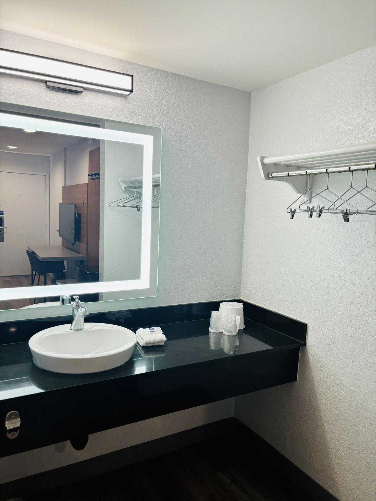 Motel 6-Santa Ana, Ca מראה חיצוני תמונה