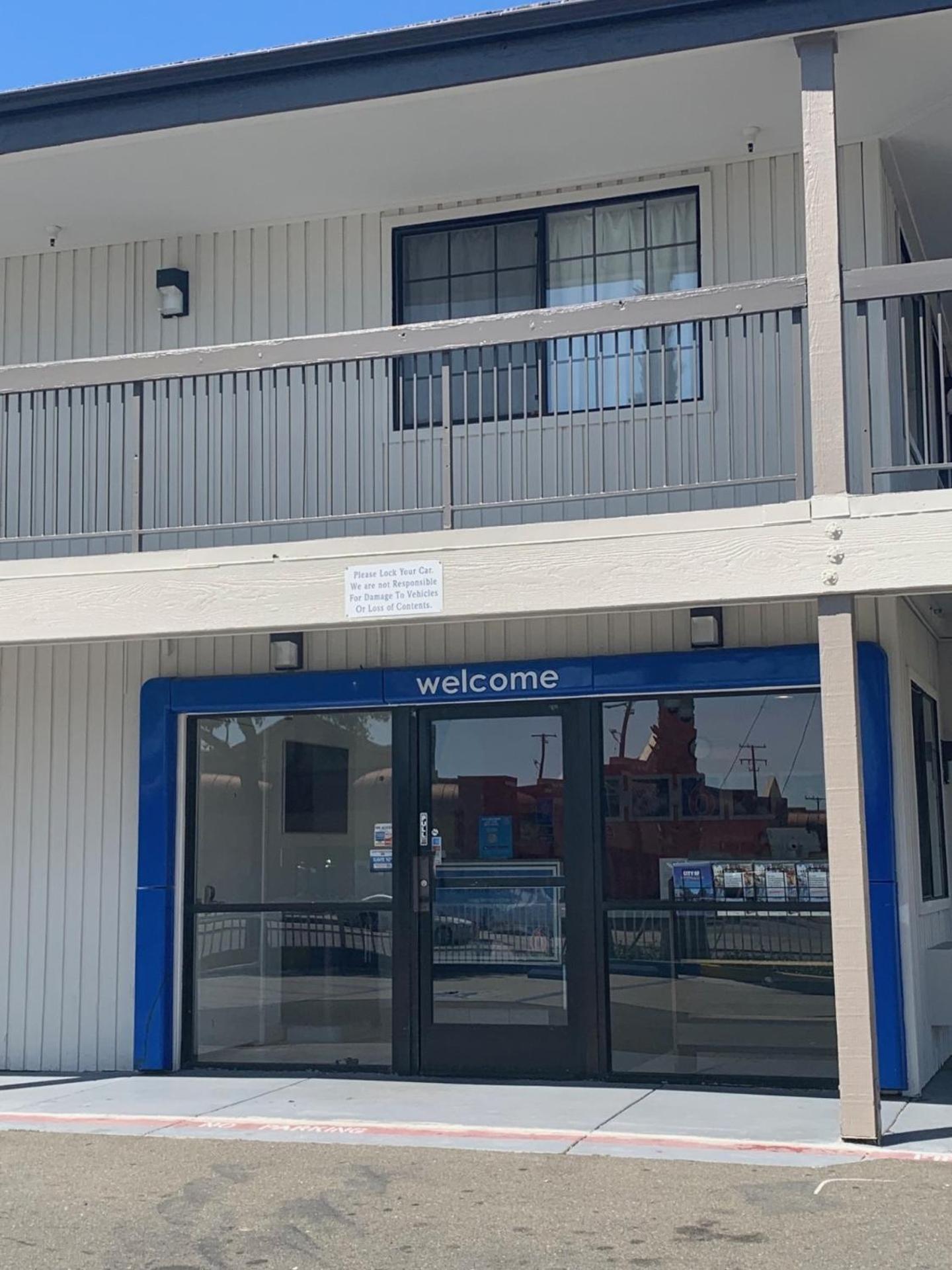 Motel 6-Santa Ana, Ca מראה חיצוני תמונה
